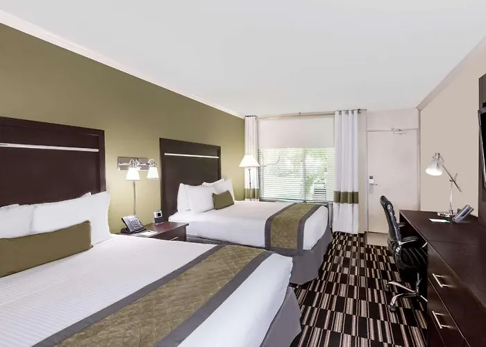 Wyndham Garden San Jose Airport