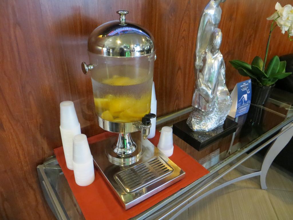 Wyndham Garden Airport Hotel San Jose